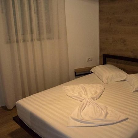 Apartament Stefani Saranda Zewnętrze zdjęcie